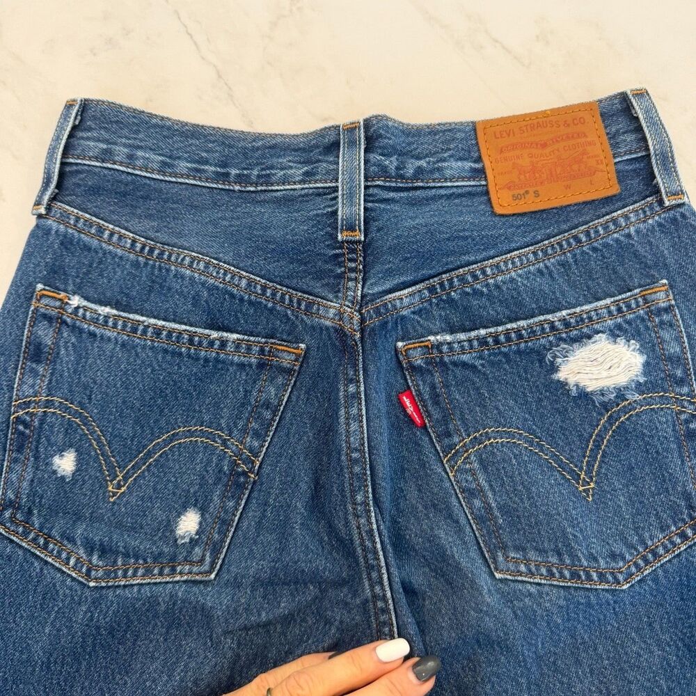 Levi's Premium Women's 501 Skinny Distressed Button Fly Big E 26 Americana Indie - Picture 4 of 7